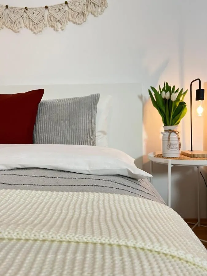 וינה Joyful Place Apartment אוסטריה