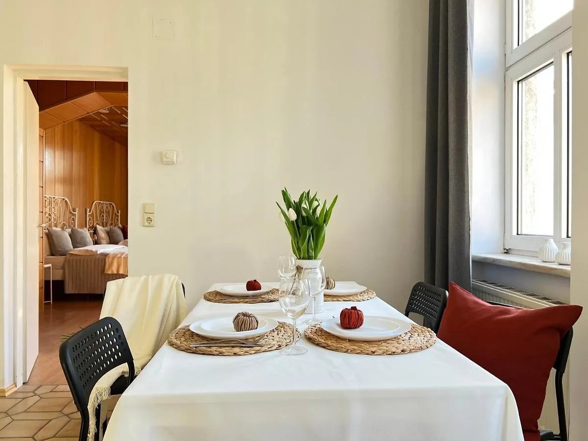 וינה Joyful Place Apartment 0*,