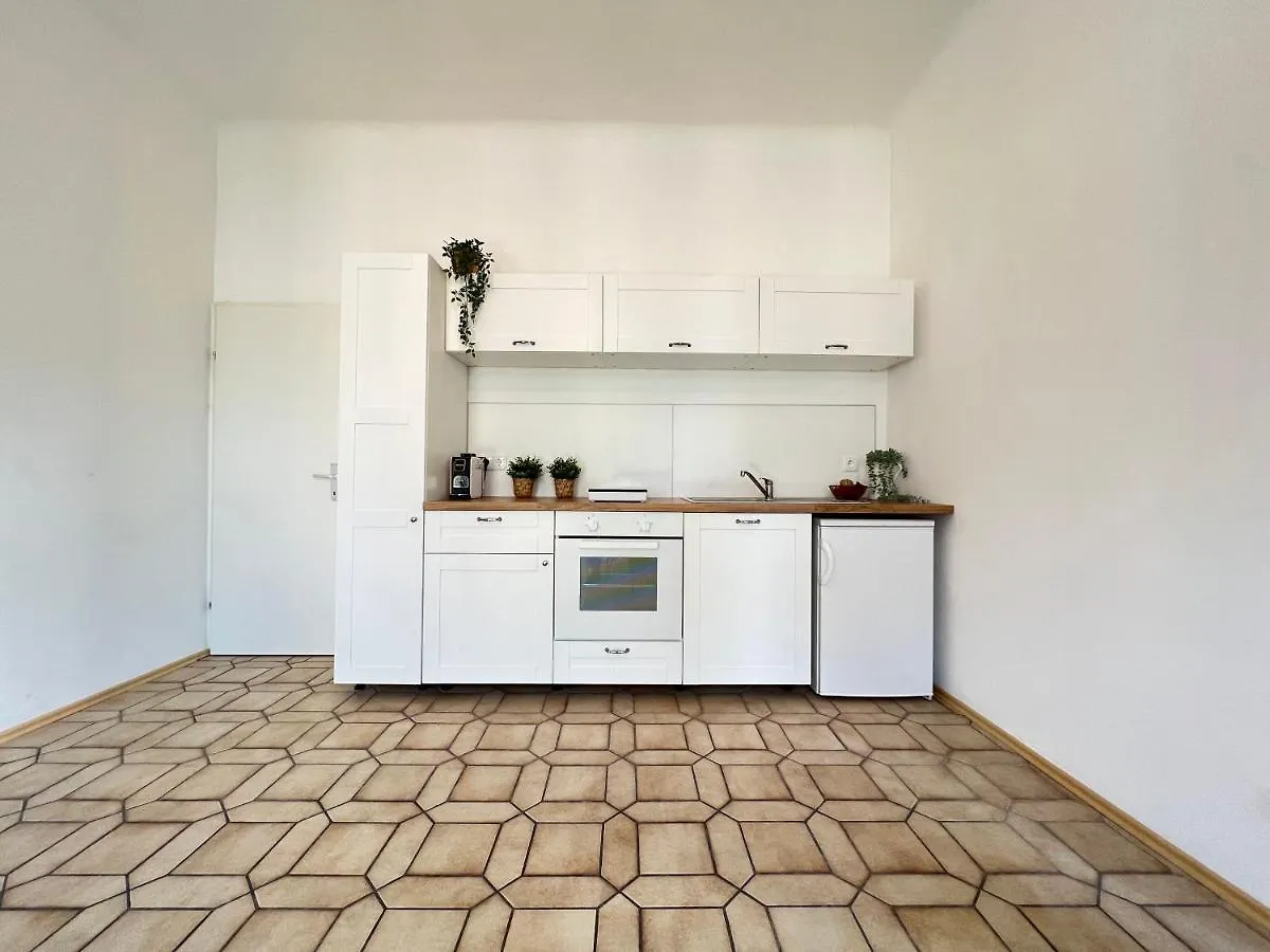וינה Joyful Place Apartment